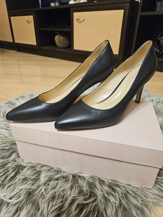 Официални дамски обувки