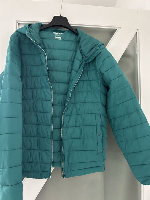 Geaca intermediara marca Pull&Bear culoare verde marimea S