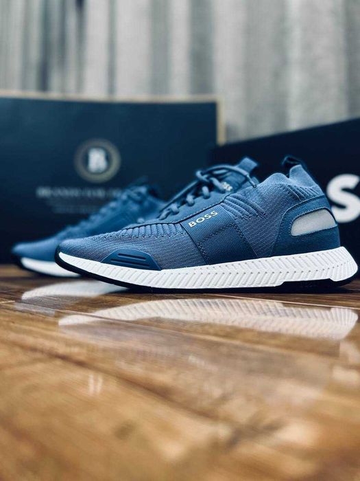 BOSS мужские спортивные кроссовки  РАЗМЕР 44