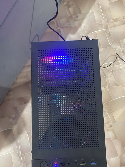 Продаю игровой компьюьер