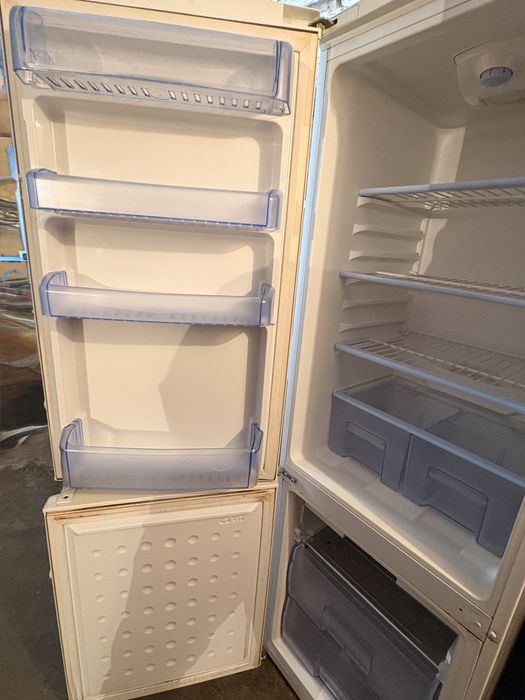 Frigider Arctic utilizat