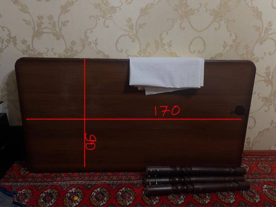 Продаю стол недорого