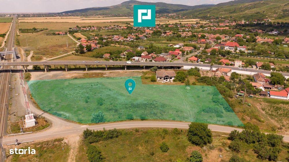 Teren intravilan 10.000 mp. în Pauliș