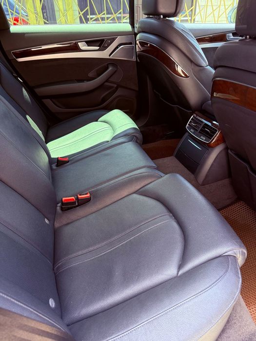 Audi A8 Din 2016 inmaticulata Bulgaria acte in regula Stere perfecta