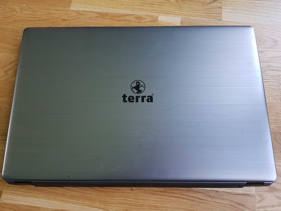 Laptop Terra Mobile 1749 17.3" Intel Core i3 4000M 4GB 240GB SSD Win10