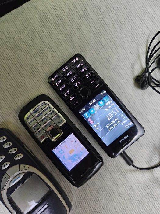 Nokia 3310 , Nokia 2610 , Nokia 206