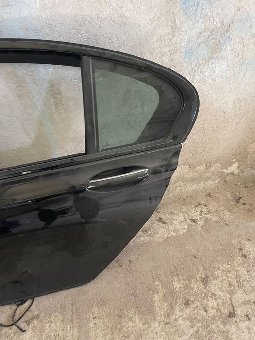 Usa stanga spate BMW seria 7 G11