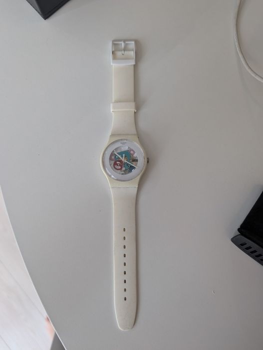 Swatch alb, model schelet cu mecanism vizibil – necesita doar curatare