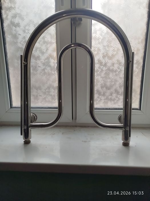 Полотенцесушитель водяной в ванную комнату!  Цена  220.000 торг