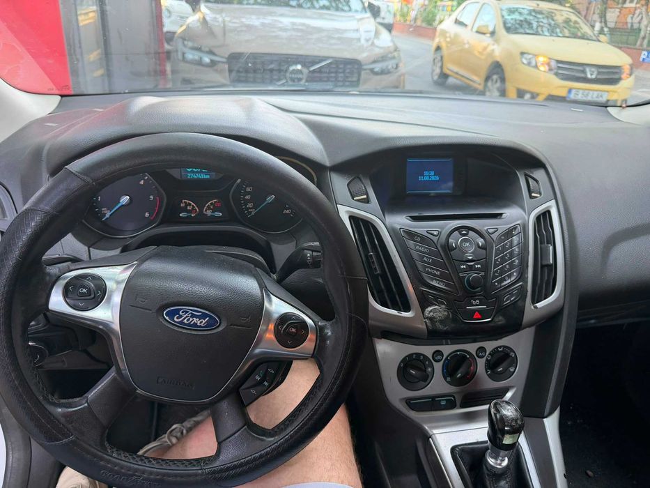 Ford Focus 2012  / 1.6 TDI * Krom Amanet Margeanului *
