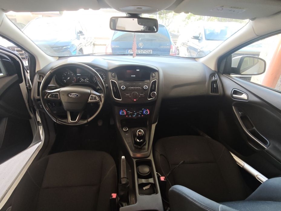 Vând Ford focus break 2014 1.6 diesel
