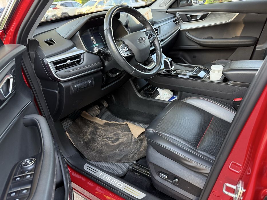 Srochno prodayotsa chery 7 pro
