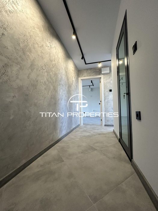 Продава се Двустаен апартамент в Бургас, Изгрев - 62 кв.м за 2444 €/кв.м - Снимка #2