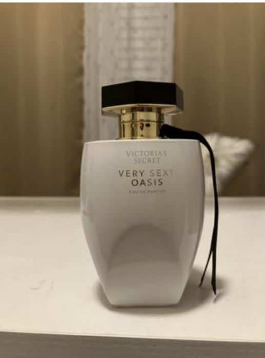 Orginal VICTORIA'S SECRET Very sexy Oasis