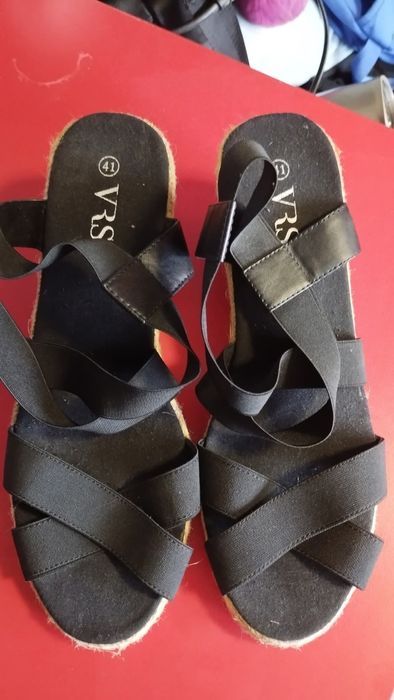 Дамскичерни сандали с ластик номер 41