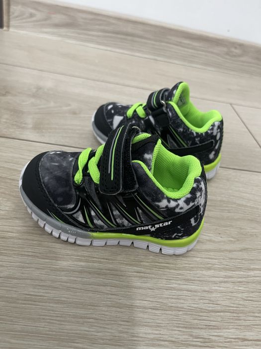 Маратонки за момче 20 номер