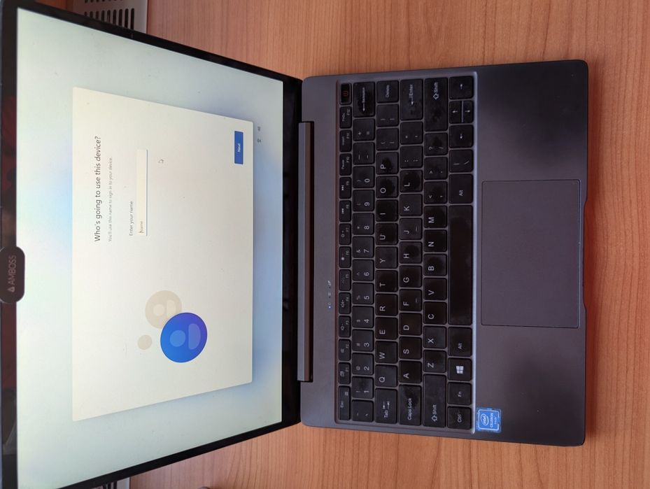 Vând laptop CHUWI GemiBook – stare foarte bună