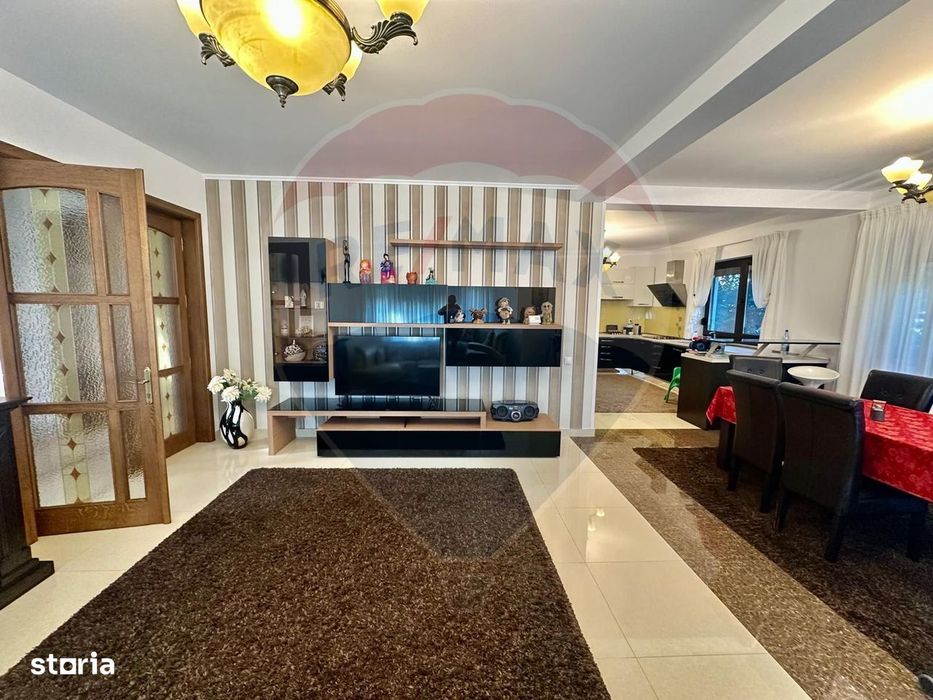 Vanzare vila comuna Rafov/ Prahova