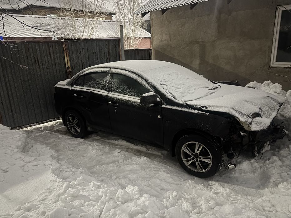 Митсубиси лансер 2010