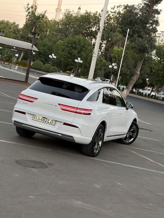 Genesis GV70 EV AWD  ADVANCED SPORT 520km запас ход