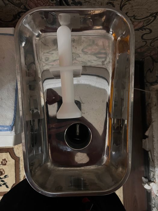 Срочно мясорубка продается