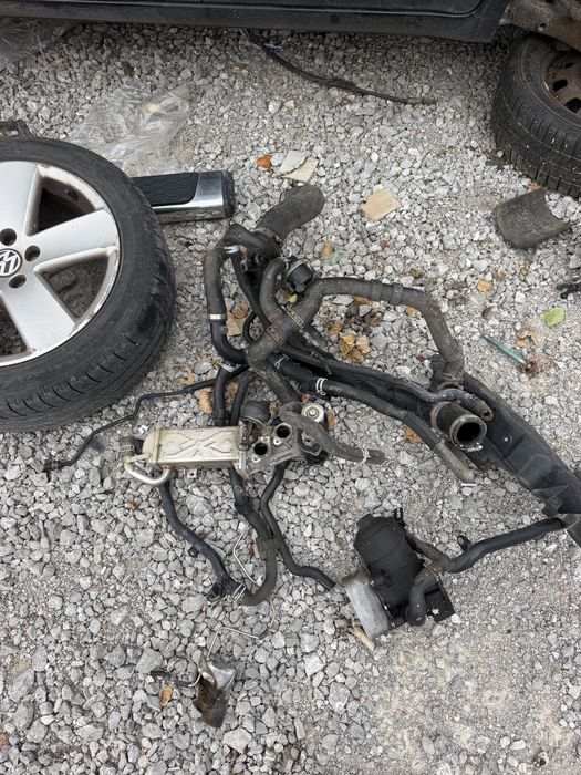 Оригинален EGR охладител с клапан 2.0 TDI VW Golf Passat Audi Skoda