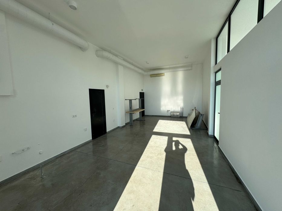 Дава се под наем Промишлена сграда в Пловдив, Беломорски - 120 кв.м за 10 € - Снимка #3