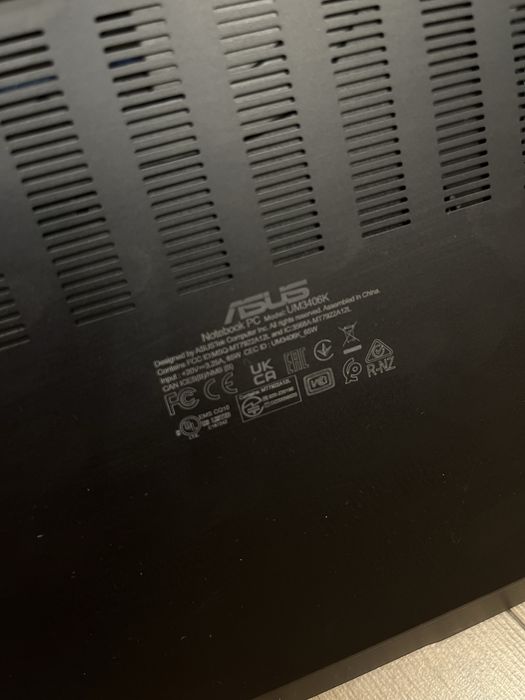 Продам ноутбук ASUS Zenbook 14 OLED