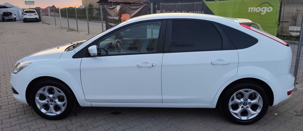 FORD Focus 2011 — imagine 14