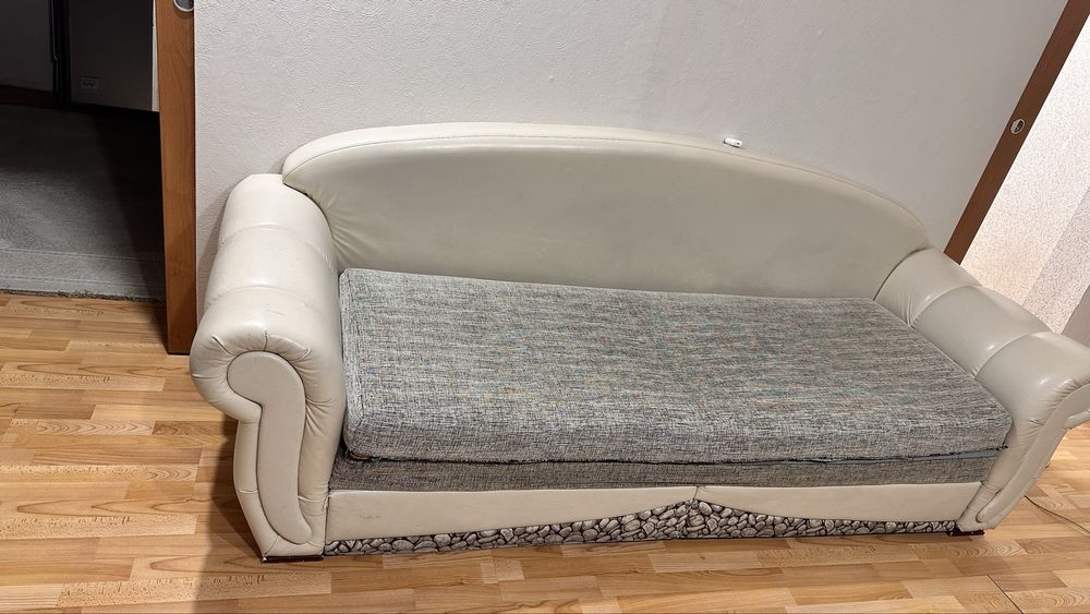 Продам диван хорошее состояние