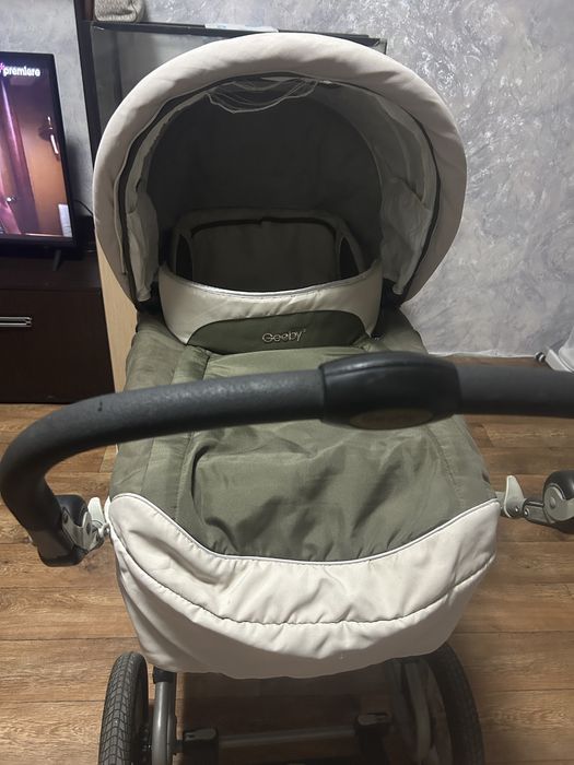 Продам коляску срочно