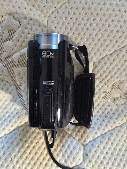 Camera JVC GZ-R15BE 60x Zoom Water Dust & Shock Proof HD Camcorder Quad Proof Black