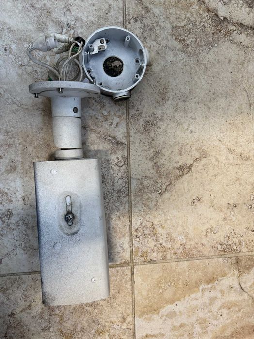 Hikvision DS‑2CD4A26FWD‑IZS/P ANPR 8–32mm – Cameră supraveghere profesională recunoaste numere inmatriculare