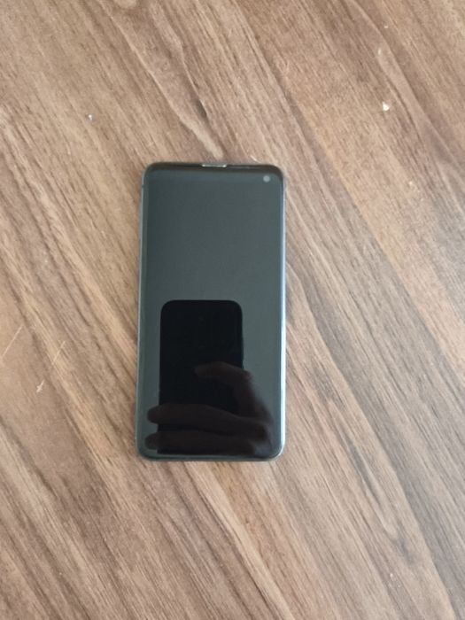 Samsung Galaxy S10E