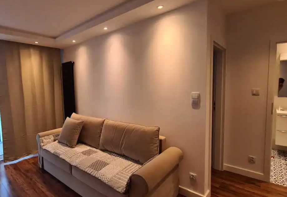 Дава се под наем Двустаен апартамент в Пловдив, Захарна фабрика - 56 кв.м за 209.1 € - Снимка #1