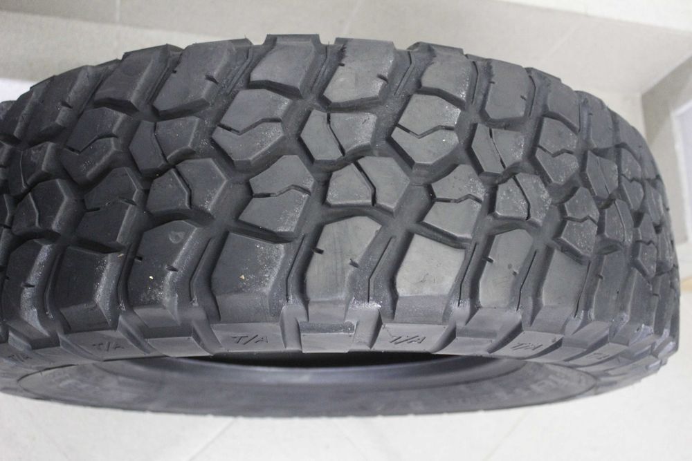255/75-17 BF Goodrich Mud Terrain
