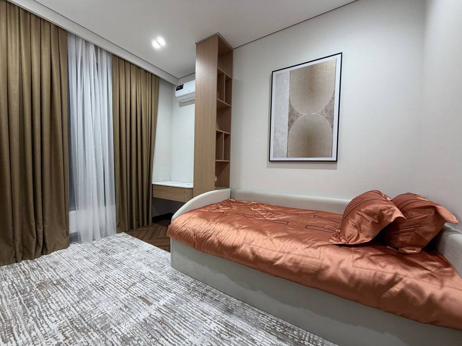 Продается 5ти ком кв-ра, ЖК Prestige Gardens, ор-р:Южный вокзал, 175м²