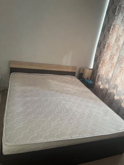 Продам кровать с матрасом