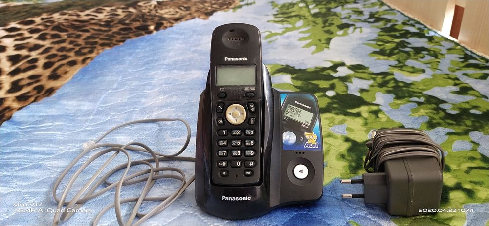 Радиотелефон Panasonic 5000тг