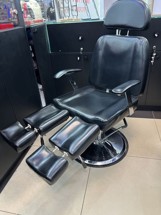 Продается кресло для салона для парикмахера и.т.д