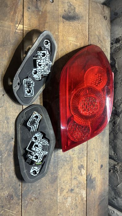 Peugeot 307 ляв стоп