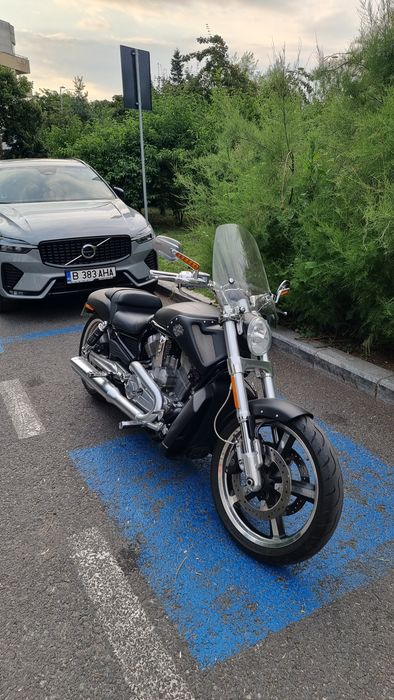 Harley Davidson V ROD Muscle VRSCF 4300 km achiziționata de noua din România in stare impecabila