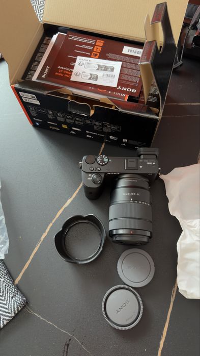 Фотоапарат Sony A6600 с Допълнителни Аксесоари