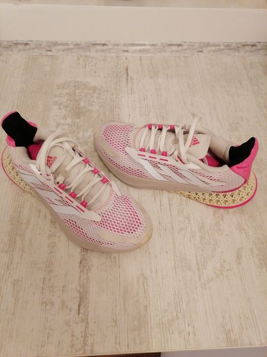 Маратонки Adidas