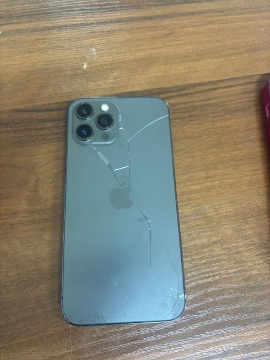 Айфон 12 про макс сатылады