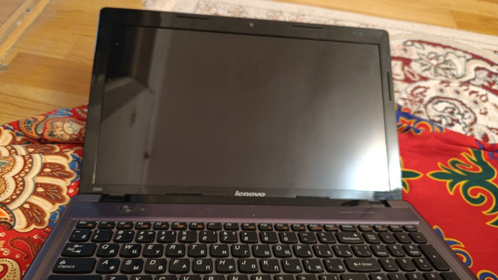 Ноутбук срочно сатылады