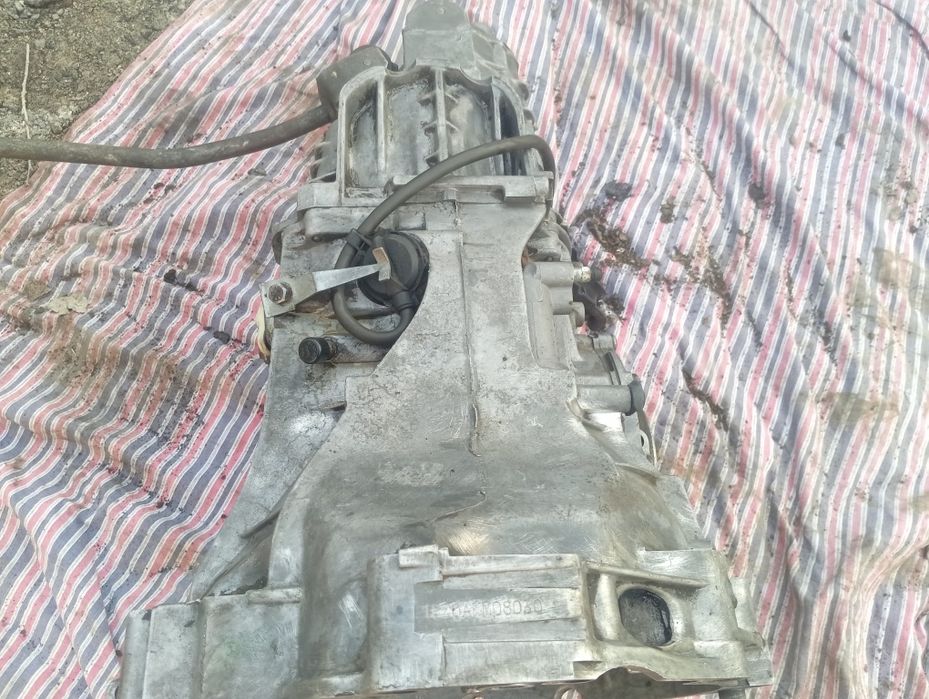 Коробка передач механика Ауди 80 б3