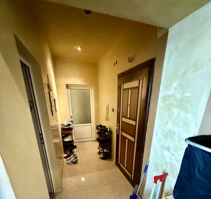 Продава се Тристаен апартамент в Силистра, Изток - 70 кв.м за 1057 €/кв.м - Снимка #1