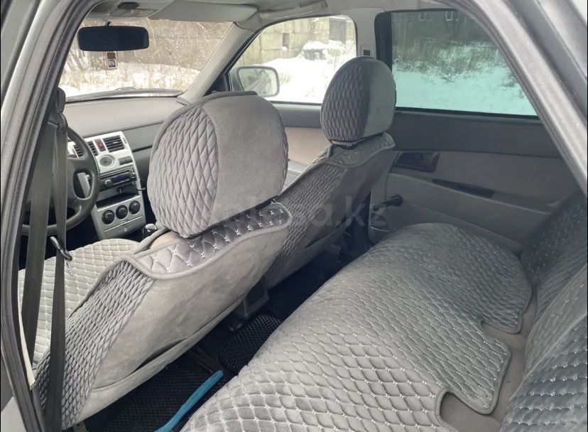 продаю автомобиль