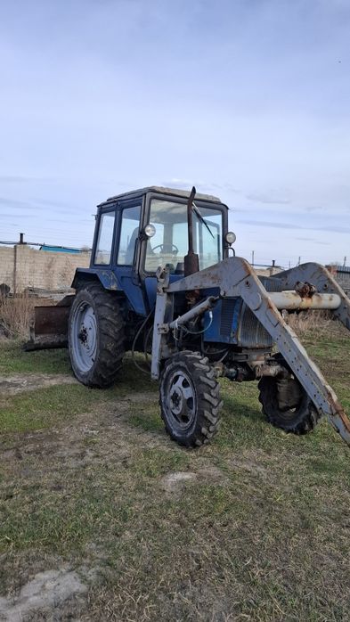 Продам трактор мтз82